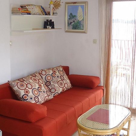 Apartment Pava Stomorska Buitenkant foto